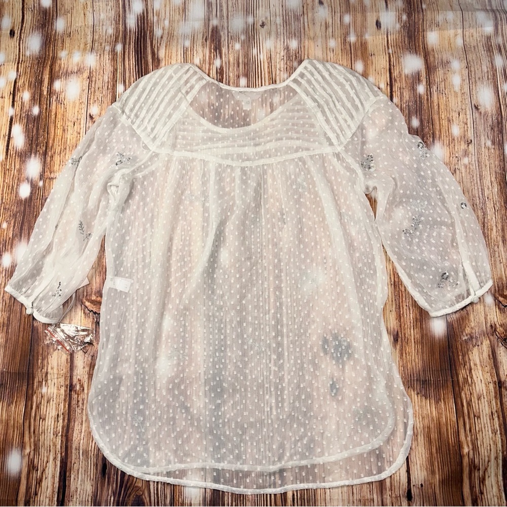 NWT LC Lauren Conrad white shear blouse with sequin accent women's size Small